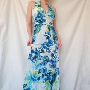 Qed London White and Blue Floral Maxi Prom Wedding Guest Dress